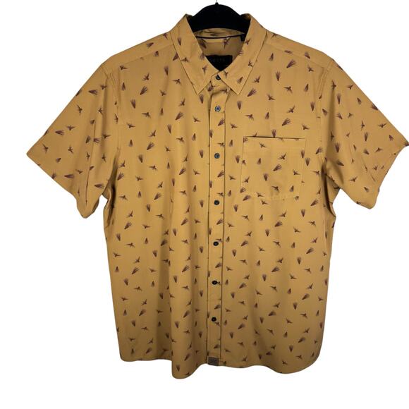 Dakota NWOT Mustard Burgundy Short Sleeve Collared Quick Dry Button Up Shirt XL - Picture 1 of 4
